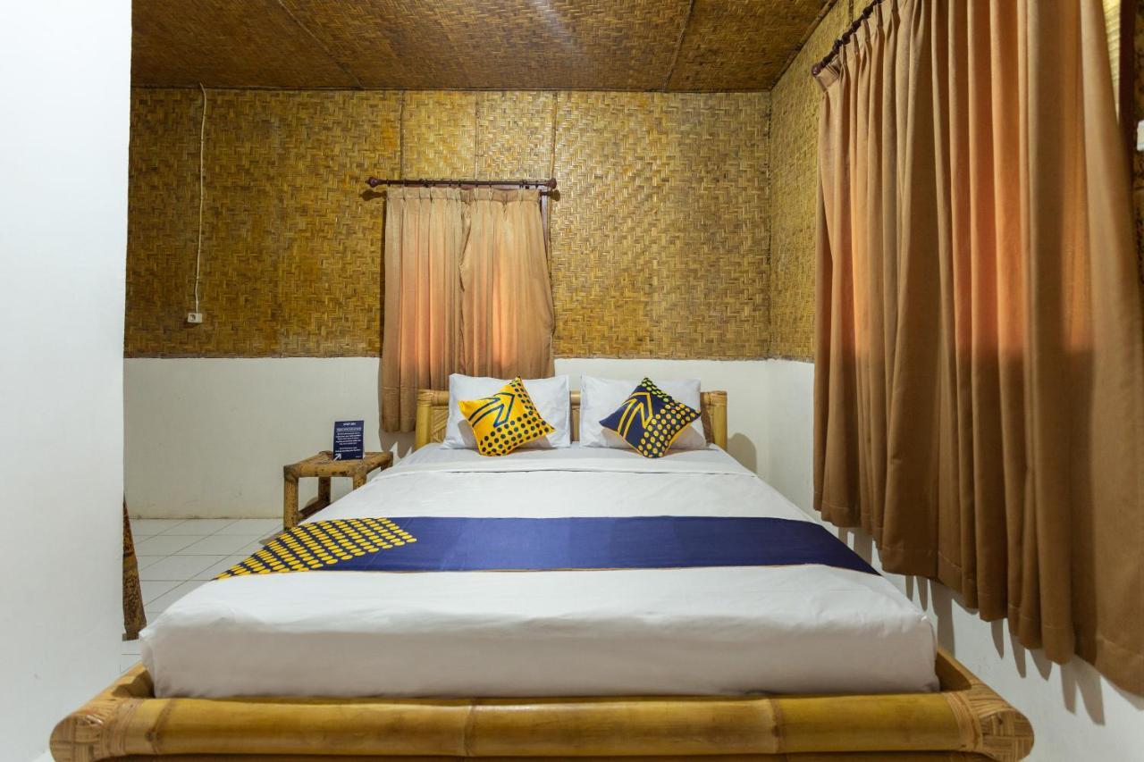 SPOT ON 1879 Lendang Homestay Mangsit Extérieur photo