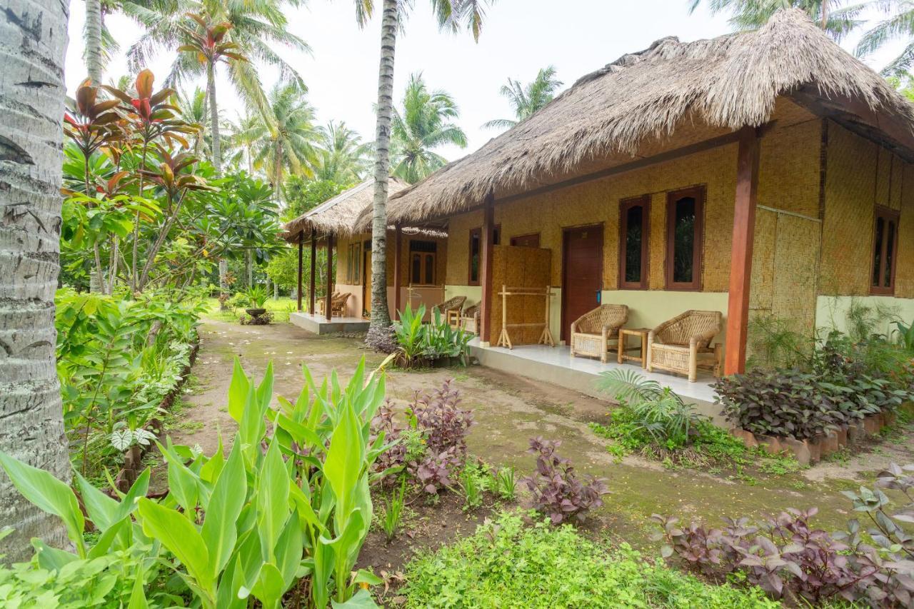 SPOT ON 1879 Lendang Homestay Mangsit Extérieur photo