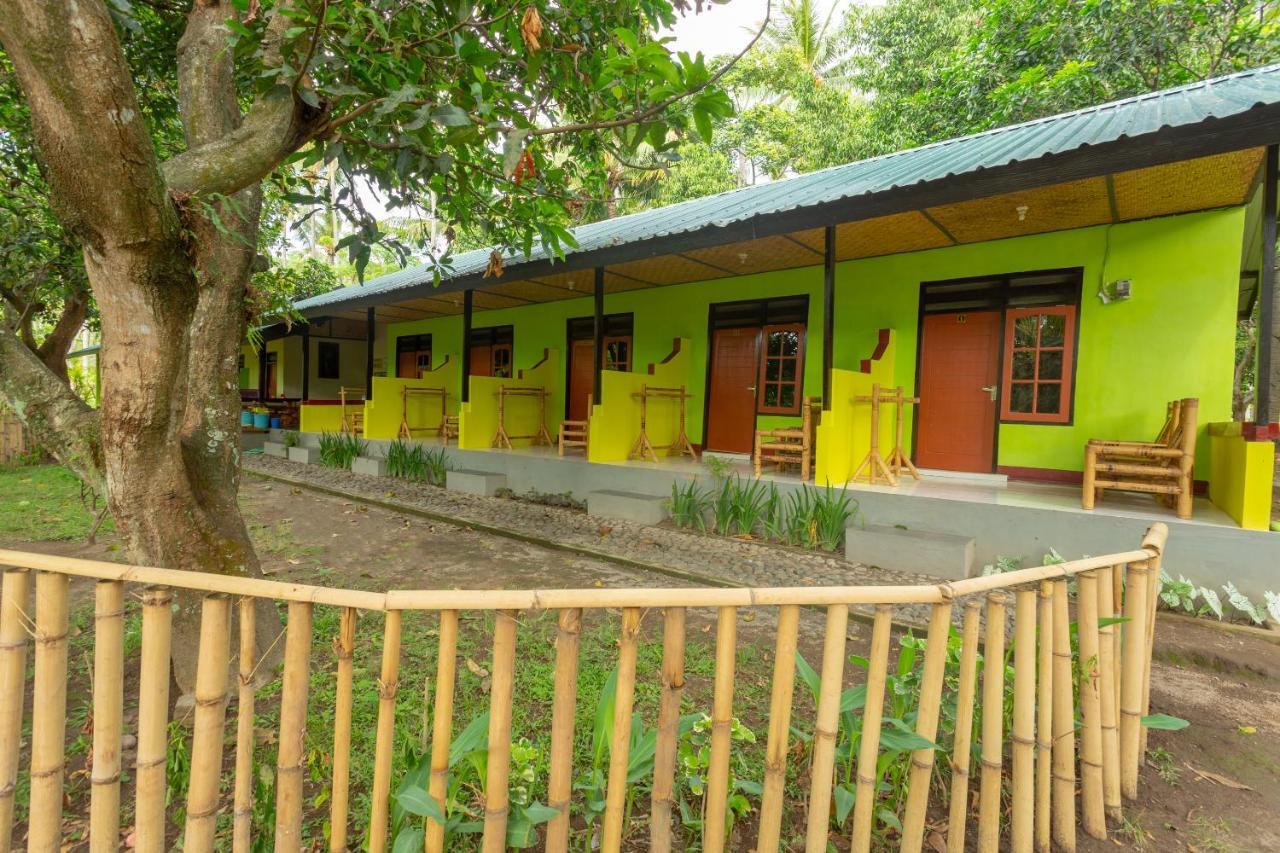 SPOT ON 1879 Lendang Homestay Mangsit Extérieur photo