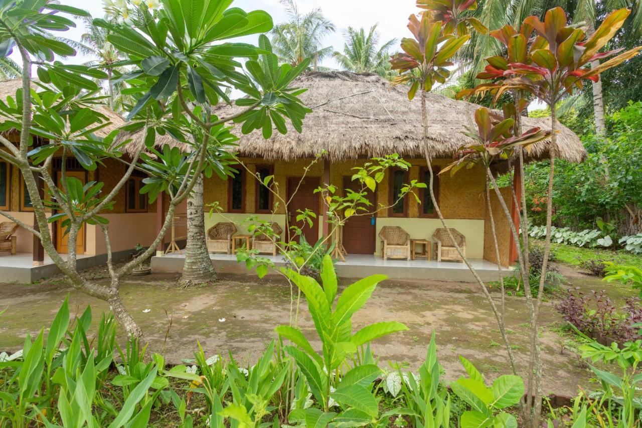 SPOT ON 1879 Lendang Homestay Mangsit Extérieur photo