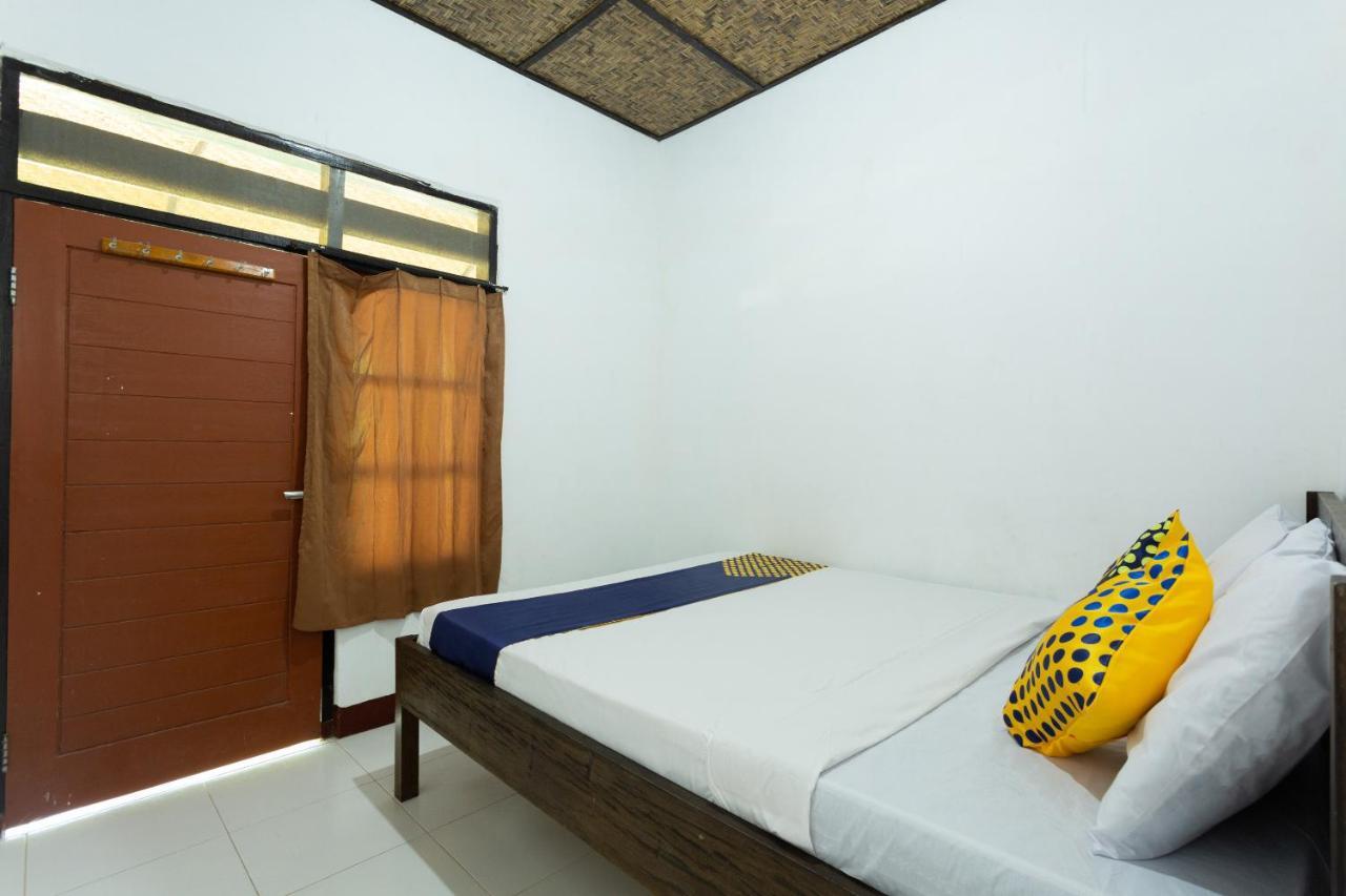 SPOT ON 1879 Lendang Homestay Mangsit Extérieur photo